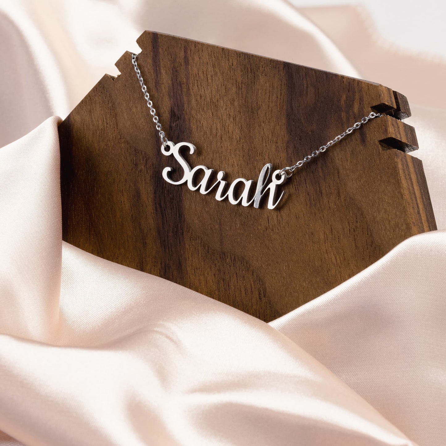 Custom_Name_Necklace_Mockups_File.jpg_15297082