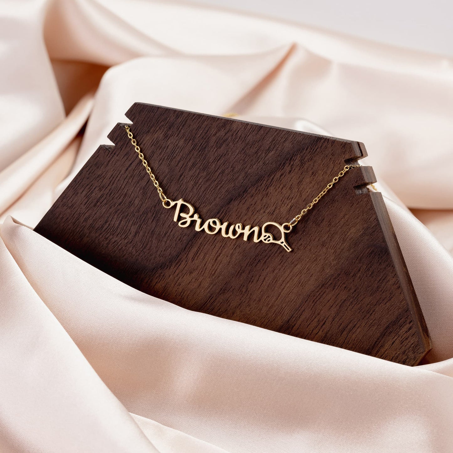 Custom_Sports_Mom_Necklace_Mockups_File.jpg_15297104