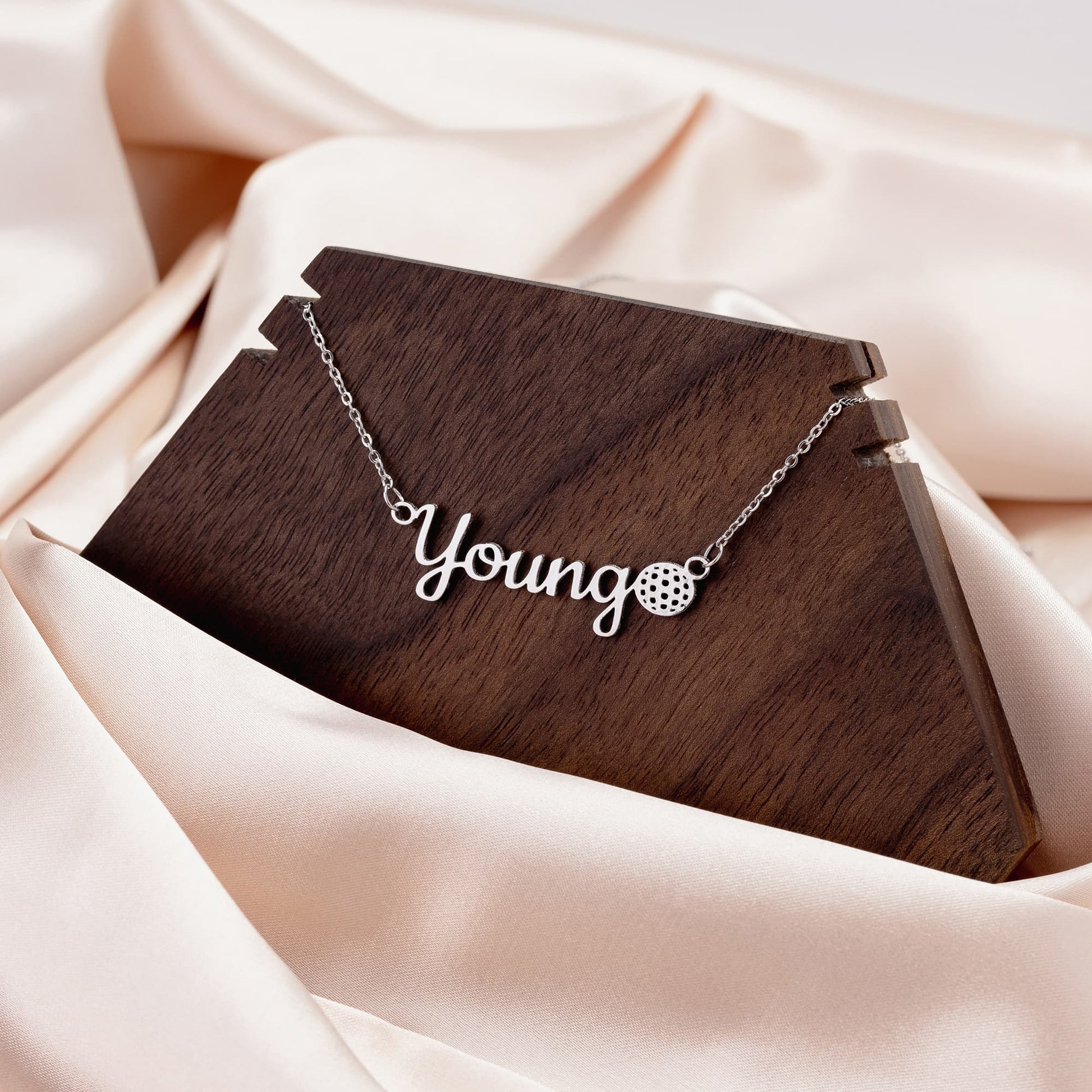 Custom_Sports_Mom_Necklace_Mockups_File.jpg_15297114